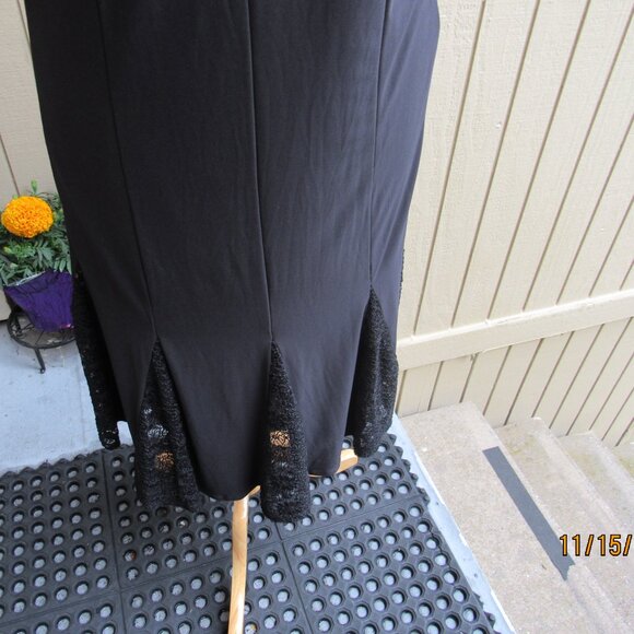 #472  NEW WOMAN'S BLACK EVENING DRESS BY R&M RICHARDS (SIZE 16W) - Picture 4 of 4